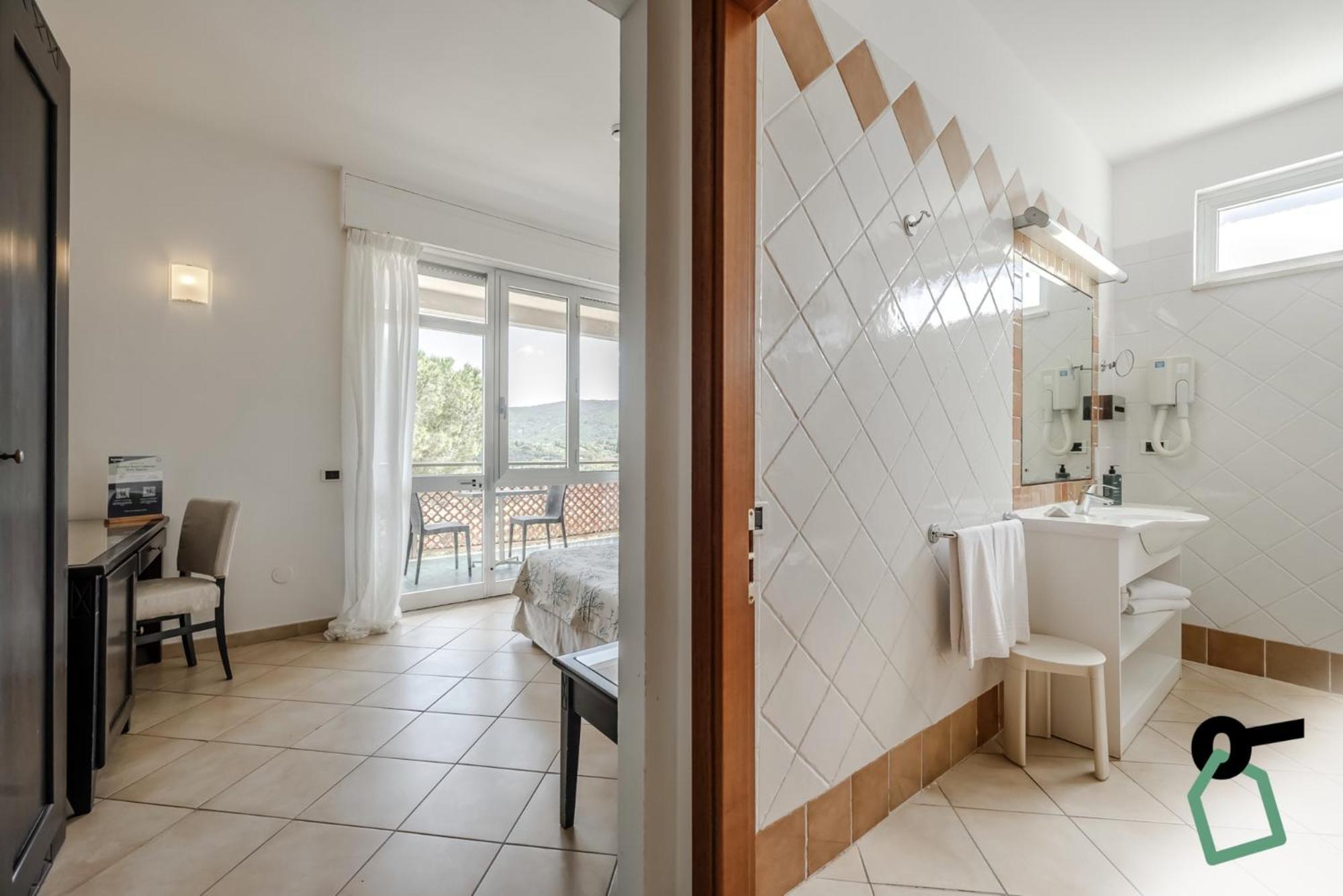 Hotiday Room Collection - Porto Azzurro Capoliveri  Εξωτερικό φωτογραφία